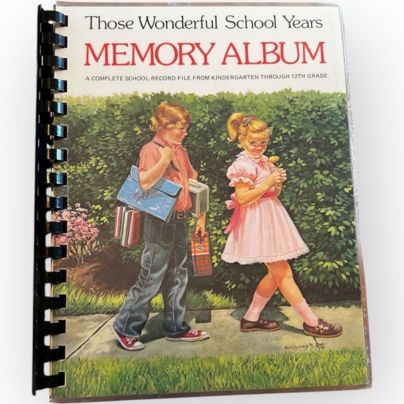 The Unbranded Brand Other - Vintage 70s Those Wonderful School Years Memory Album Record File K-12th Grade
